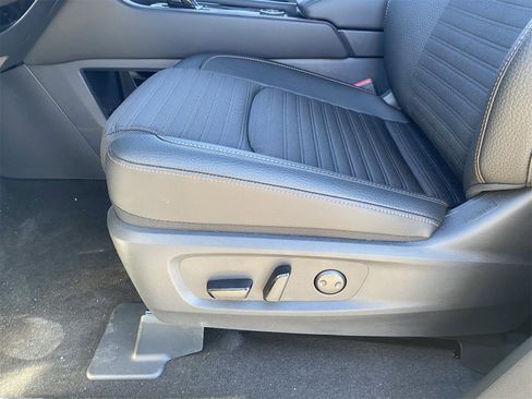 New 2025 Nissan Pathfinder Rock Creek image 22