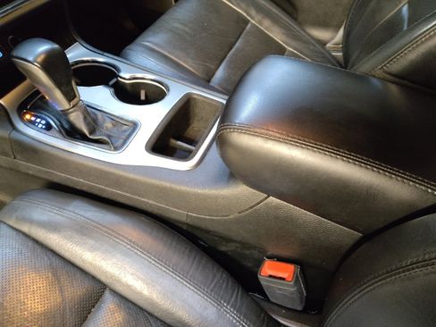 Used 2021 Jeep Grand Cherokee Limited w/ Luxury Group II image 26