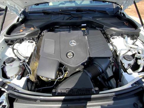 Certified 2025 Mercedes-Benz GLC 300 4MATIC image 16