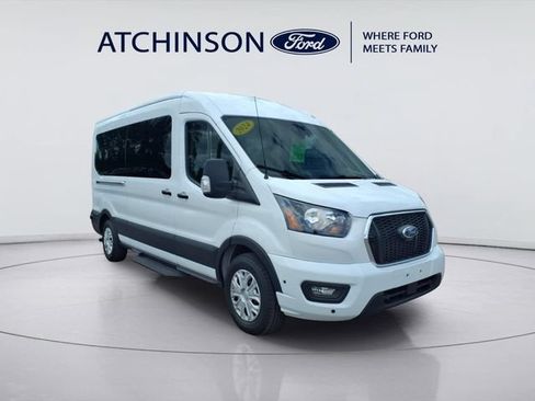 Used 2024 Ford Transit 350 XLT RWD image 3