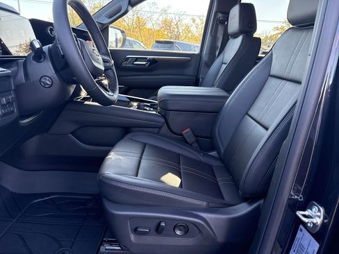 New 2026 Chevrolet Tahoe High Country w/ Sun And Tow Package image 9