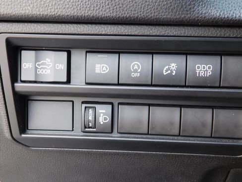 Used 2022 Toyota Tundra SR w/ SR Tow Package RWD image 25
