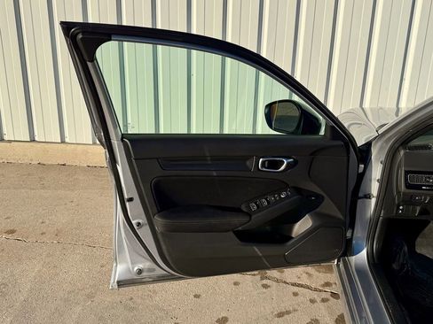 Used 2024 Honda Civic Sport image 13