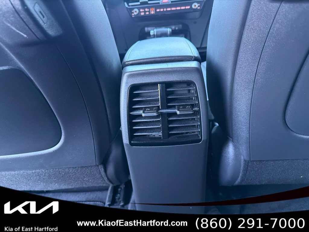 Certified 2023 Kia Niro EX FWD image 18