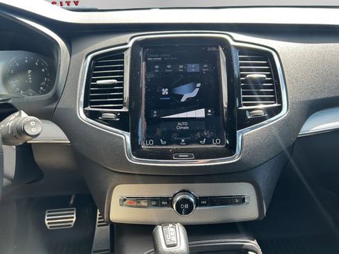 Used 2016 Volvo XC90 T6 R-Design AWD/4WD image 18