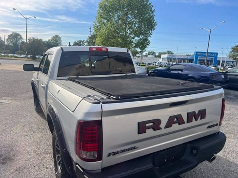 Used 2015 RAM 1500 Rebel AWD/4WD image 28