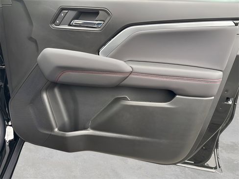 New 2026 Chevrolet Colorado Z71 w/ Technology Package image 9