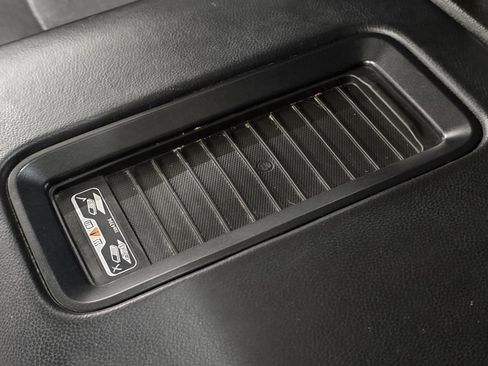 Used 2018 GMC Sierra 1500 Denali image 12