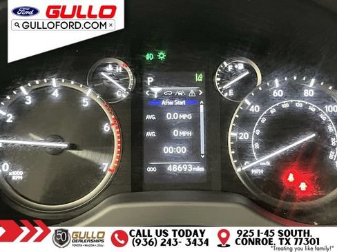 Used 2023 Lexus GX 460 Premium AWD/4WD image 25