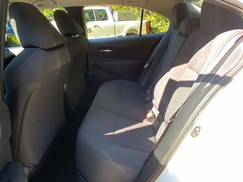 Used 2020 Toyota Corolla LE FWD image 6