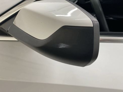 Used 2023 Chevrolet Malibu LT image 38