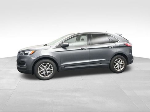 Used 2024 Ford Edge SEL image 2