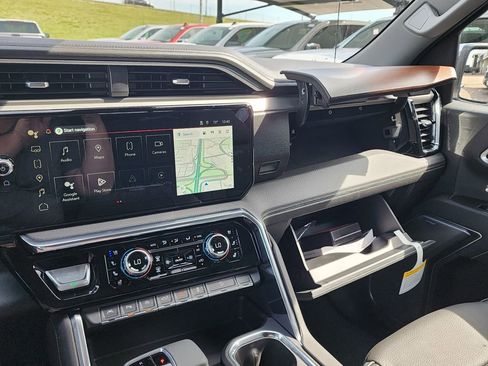 New 2026 GMC Sierra 1500 Denali AWD/4WD image 35