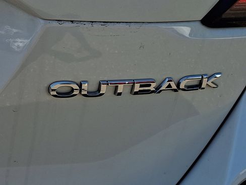 Used 2024 Subaru Outback Premium AWD/4WD image 16