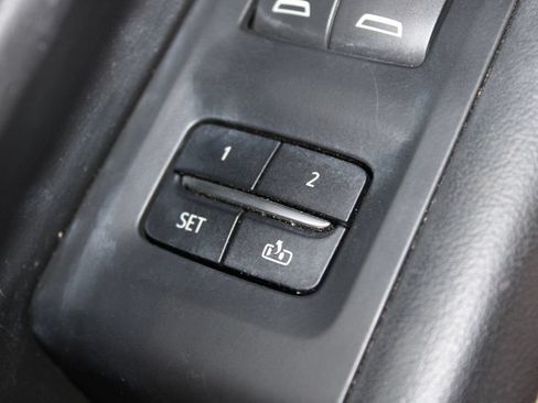 Used 2022 Chevrolet Suburban Premier RWD image 29