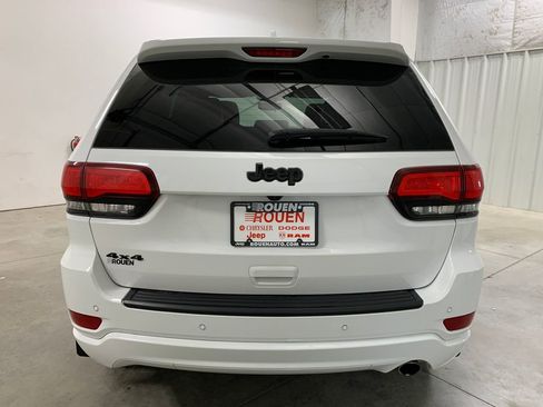 Used 2019 Jeep Grand Cherokee Altitude AWD/4WD image 25