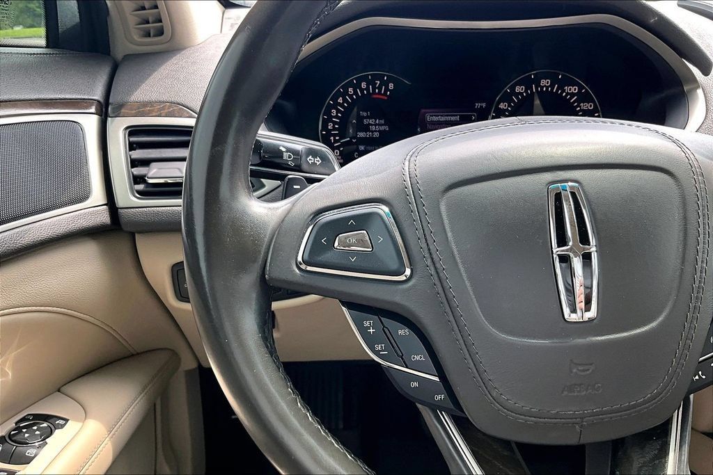 Used 2017 Lincoln MKZ Reserve w/ Climate Package AWD/4WD image 17