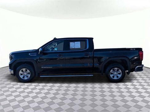 Used 2022 GMC Sierra 1500 SLE image 3