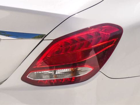 Used 2015 Mercedes-Benz C 300 Sedan image 10