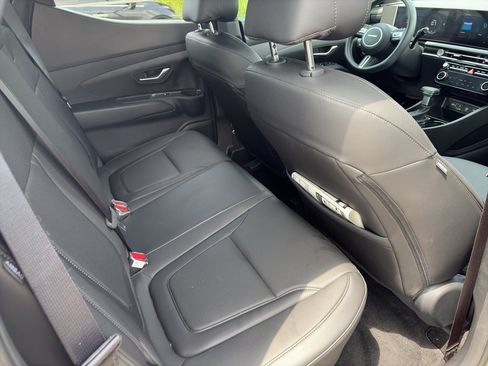 Certified 2026 Hyundai Santa Cruz SEL FWD image 9