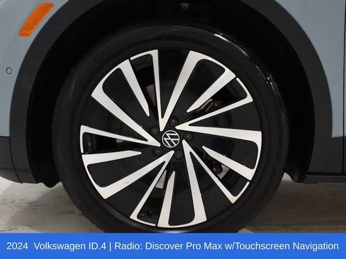 Used 2024 Volkswagen ID.4 S image 6