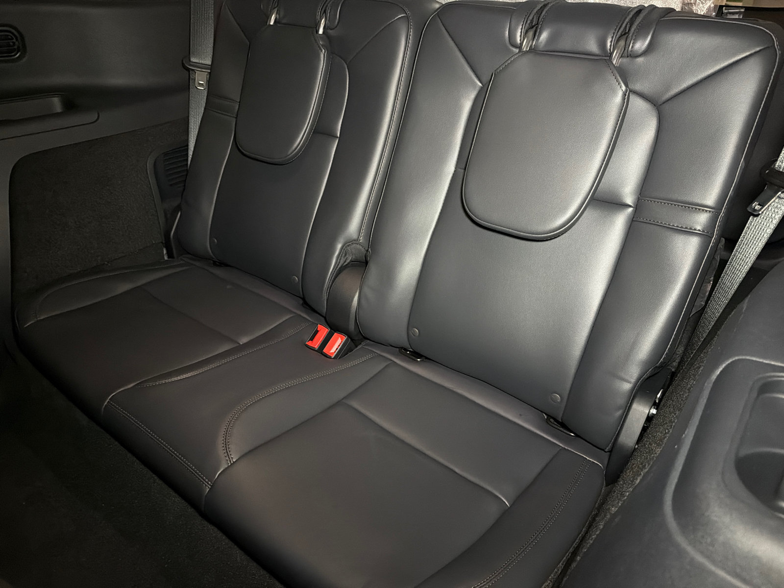New 2027 Lincoln Aviator AWD image 20