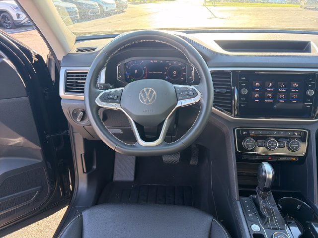 Certified 2023 Volkswagen Atlas SEL AWD/4WD image 24