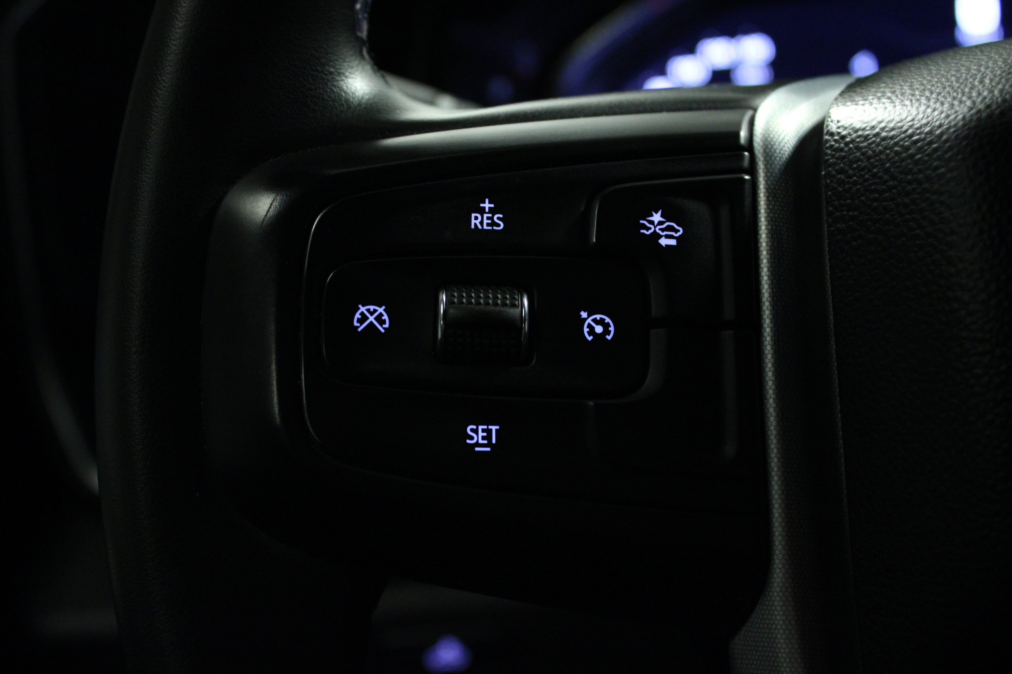 Used 2024 GMC Sierra 2500 SLE AWD/4WD image 19