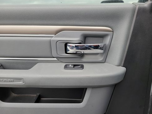 Used 2017 RAM 1500 Big Horn image 12