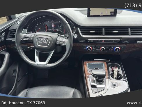Used 2018 Audi Q7 3.0T Premium Plus w/ Premium Plus Package image 36