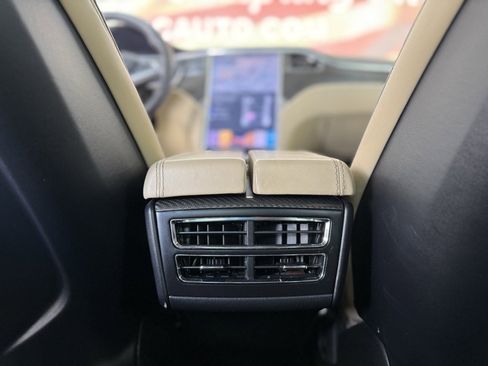 Used 2012 Tesla Model S Signature Performance image 36