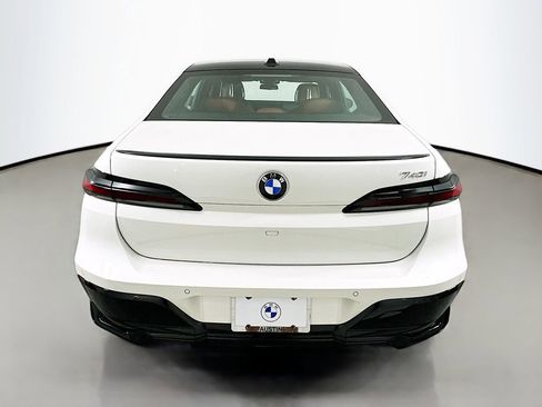 New 2025 BMW 740i w/ Executive Package image 6