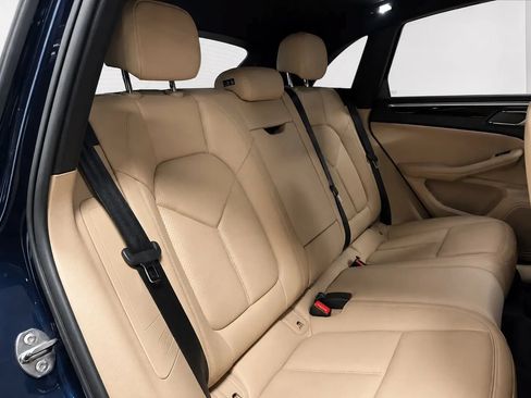 Used 2020 Porsche Macan S AWD/4WD image 21