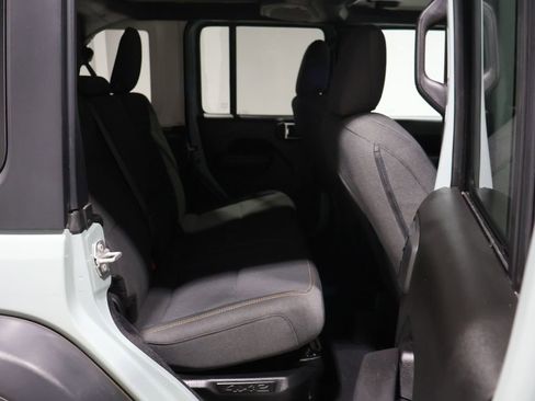 Used 2024 Jeep Wrangler Unlimited w/ Convenience Group image 20