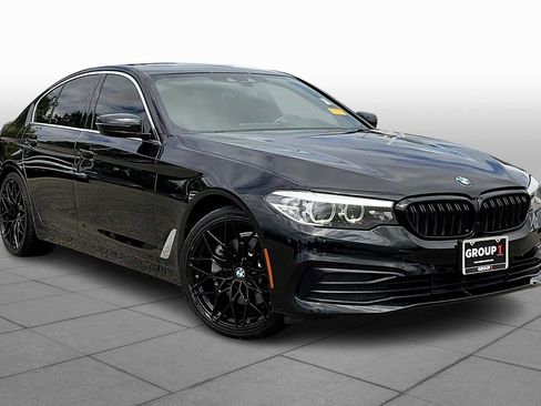 Used 2019 BMW 530i w/ Convenience Package image 2