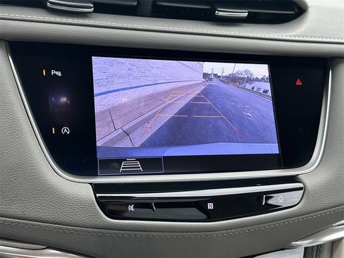 Used 2020 Cadillac XT5 Premium Luxury image 33