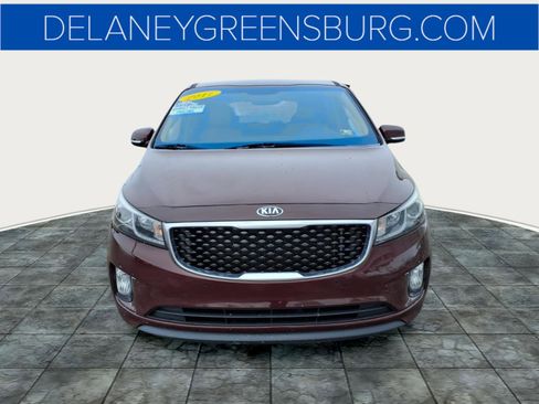 Used 2017 Kia Sedona SX image 8