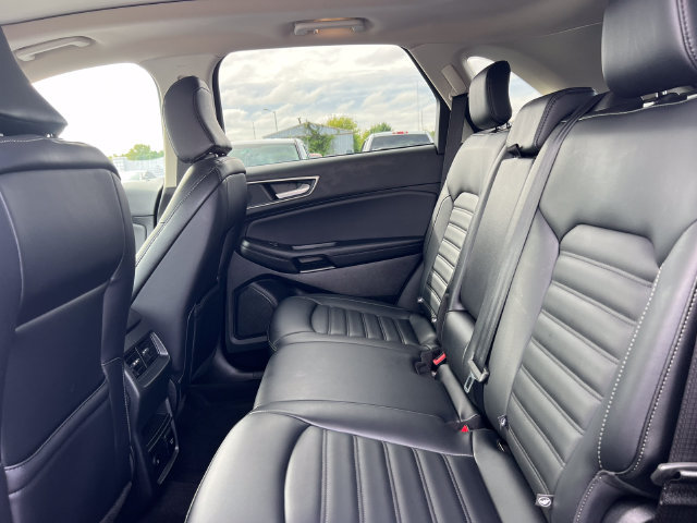 Certified 2024 Ford Edge SEL w/ Convenience Package AWD/4WD image 5