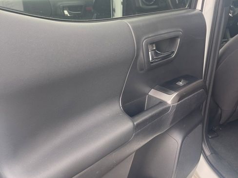 Used 2023 Toyota Tacoma SR image 5