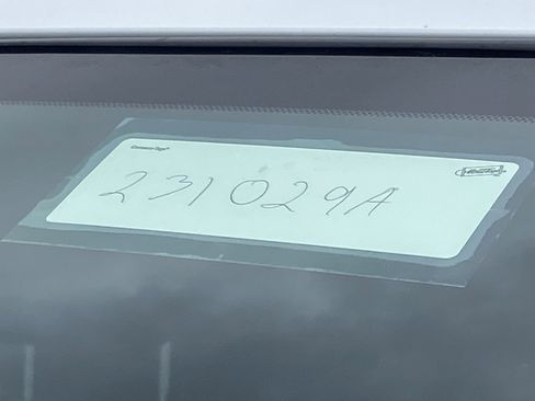 Used 2023 Toyota RAV4 XLE Premium FWD image 10