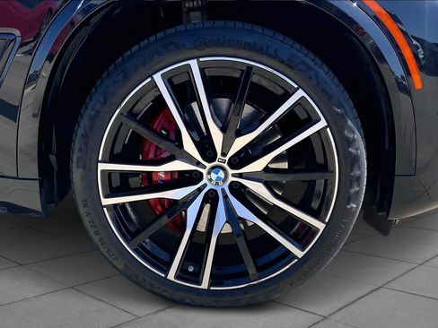 Used 2022 BMW X5 xDrive40i w/ M Sport Package image 11