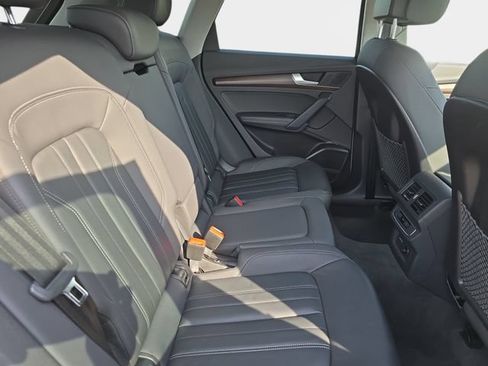 Used 2023 Audi Q5 2.0T Premium Plus w/ Premium Plus Package AWD/4WD image 12