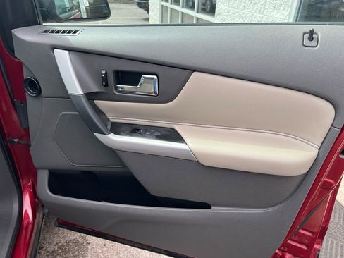 Used 2014 Ford Edge SEL AWD/4WD image 18