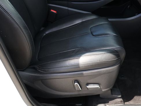 Used 2022 Hyundai Santa Fe Calligraphy w/ Cargo Package image 17