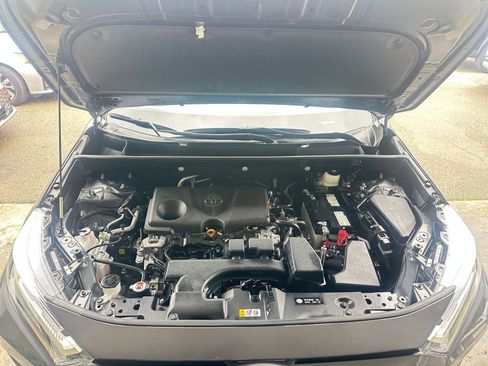 Used 2025 Toyota RAV4 XLE image 32