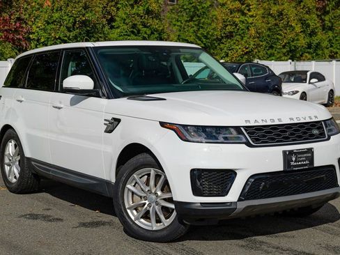 Used 2022 Land Rover Range Rover Sport SE image 1