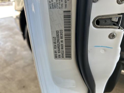 Used 2024 RAM 2500 Big Horn image 40