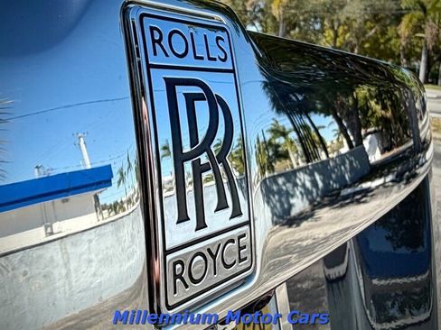Used 2018 Rolls-Royce Phantom Sedan RWD image 8