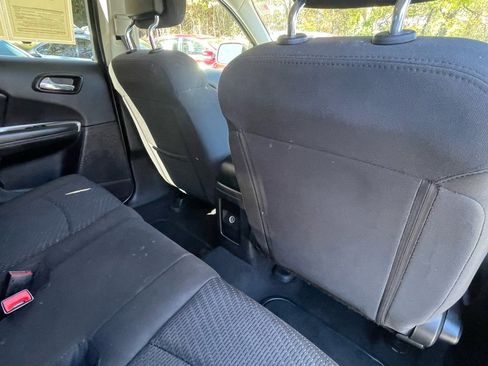 Used 2018 Dodge Journey SE w/ Connectivity Group image 25