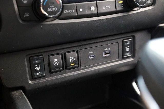 Used 2022 Nissan Frontier SV w/ SV Premium Package AWD/4WD image 15